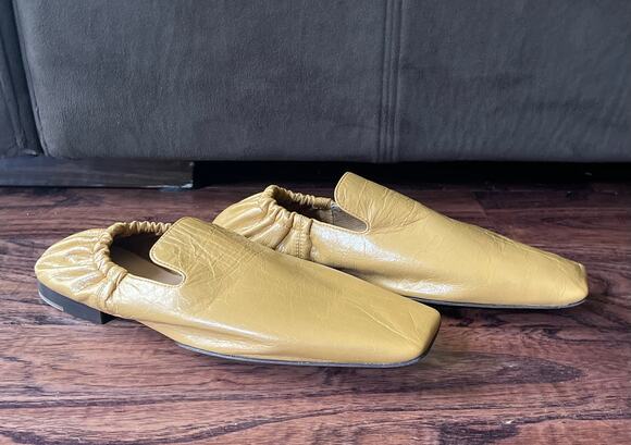 $950 NIB Men\'s Bottega Veneta Leather Loafers Yellow Slip On\'s Dress Shoes 39(6) main image 7